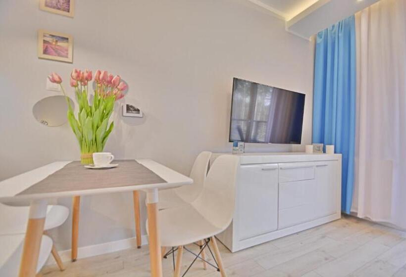 Osiedle Cesarskie Apartamenty   Parking   Apartamenty Bryza