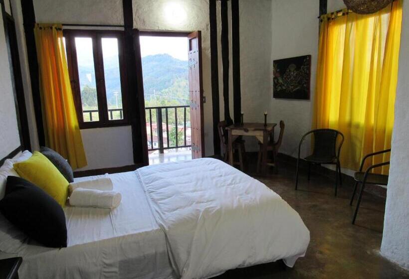 Coffee Tree Boutique Hostel