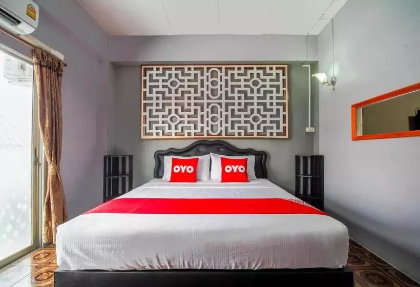 Hotelli Oyo 1006 F.o Room