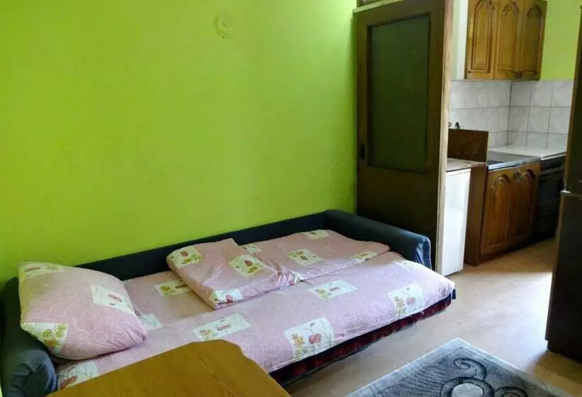 پانسیون Stan Na Dan Foča