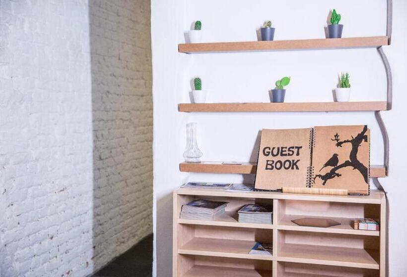 Bed and Breakfast Bnb Nest