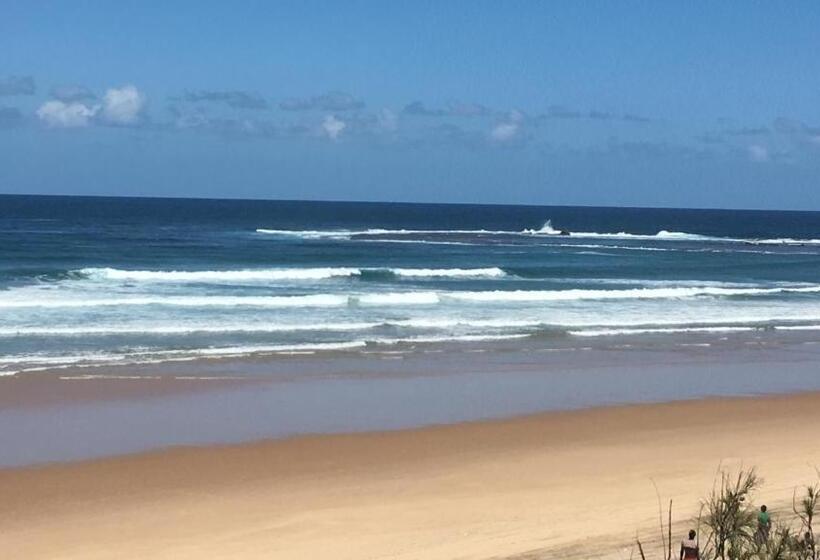 Hotel Nhanombe Lodge