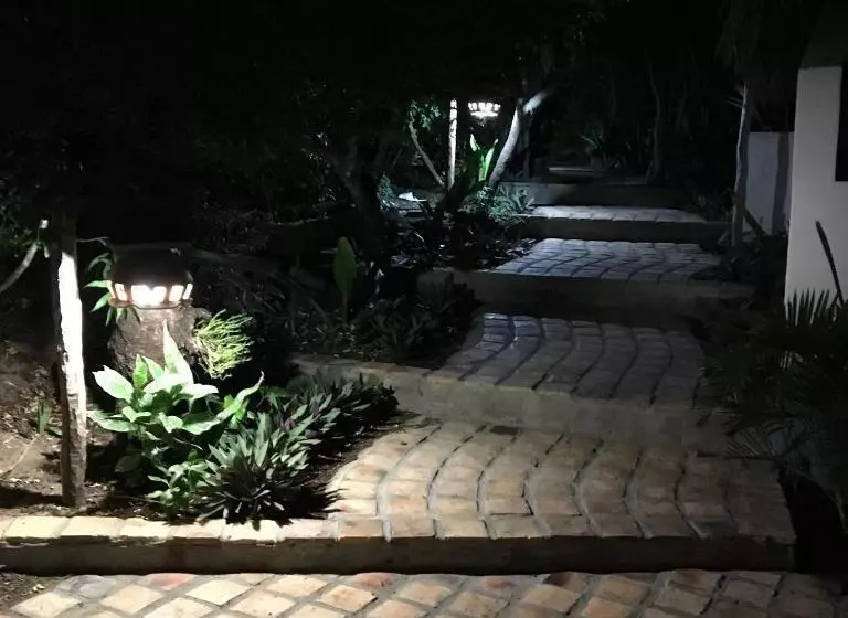 هتل Nhanombe Lodge