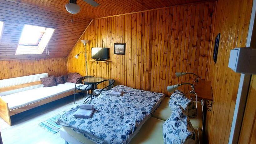 פנסיון Penzion Na Navsi