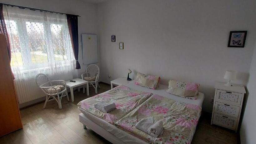 פנסיון Penzion Na Navsi