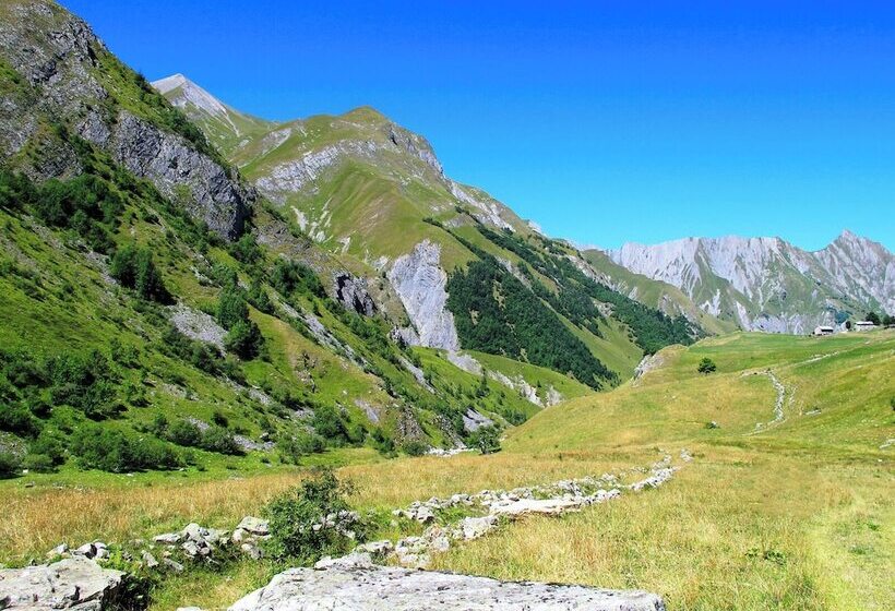 اقامتگاه Azureva Les Menuires