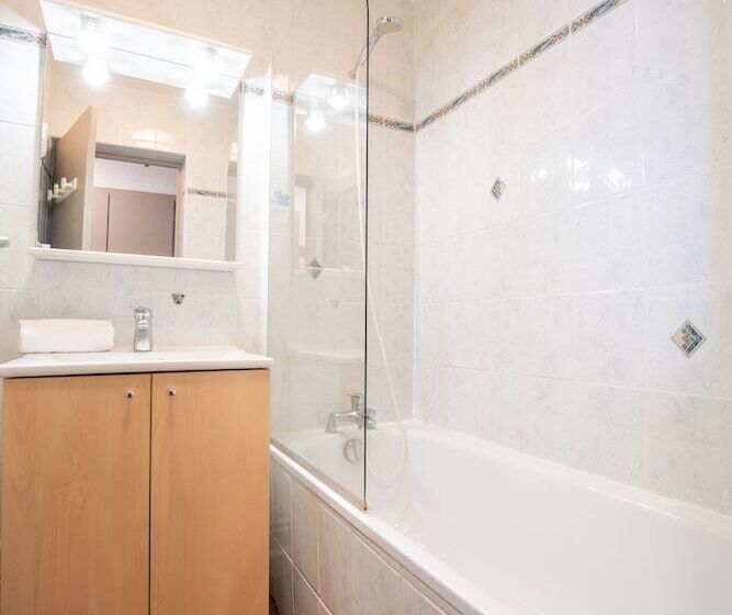 اقامتگاه Azureva Les Menuires