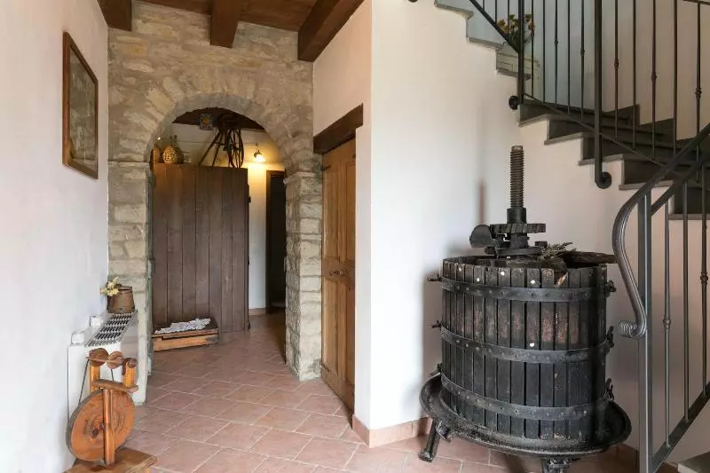 Agriturismo L Antico Frutto