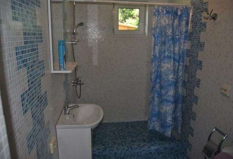 Baza Otdyha Bolshie Kamni