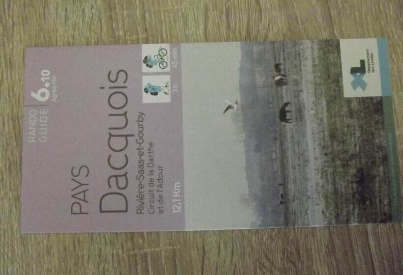 مبيت وإفطار Chambres D Hôtes De Poumatan