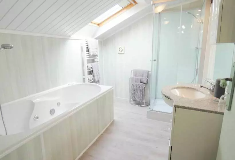 Aamiaismajoitus (B&B) Chambres D Hôtes De Poumatan