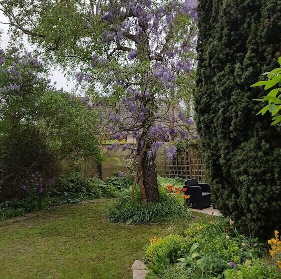 민박 Chambres Du Jardin Fleuri