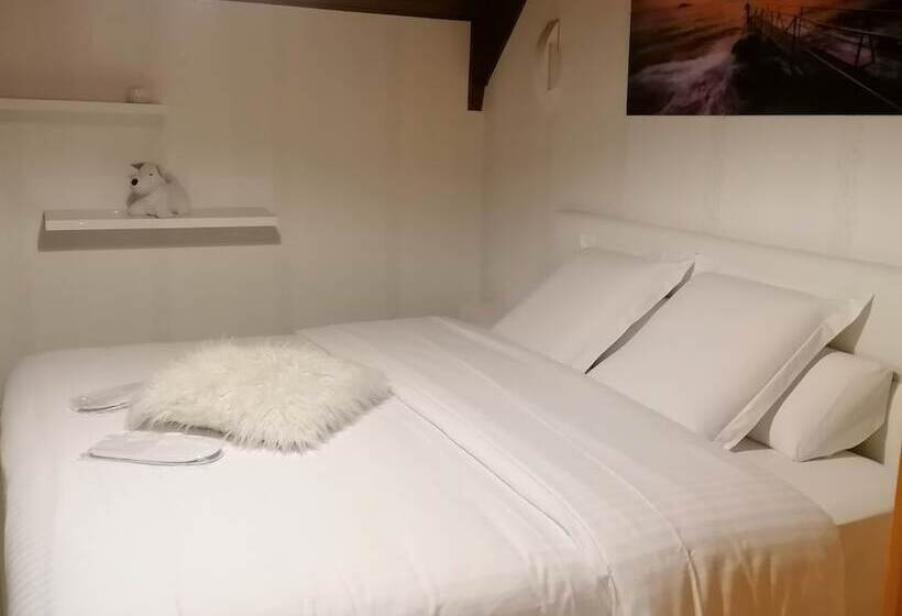 민박 Chambres Du Jardin Fleuri