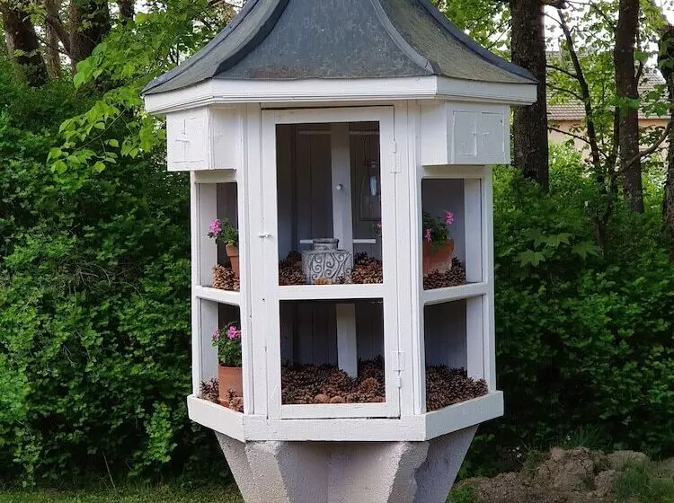 Aamiaismajoitus (B&B) La Roseraie