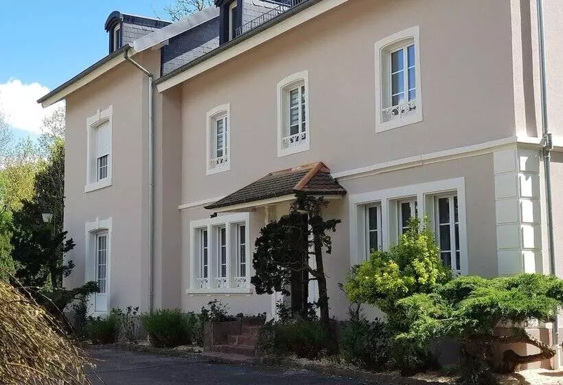 Aamiaismajoitus (B&B) La Roseraie