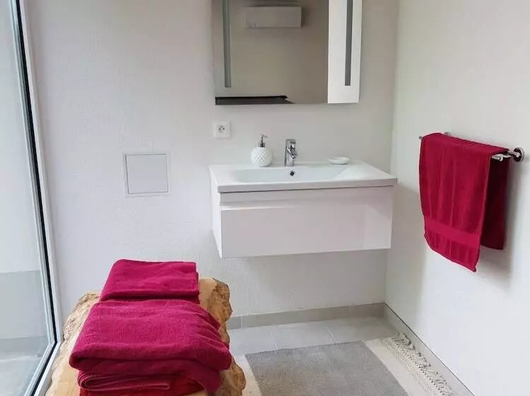 Aamiaismajoitus (B&B) La Roseraie