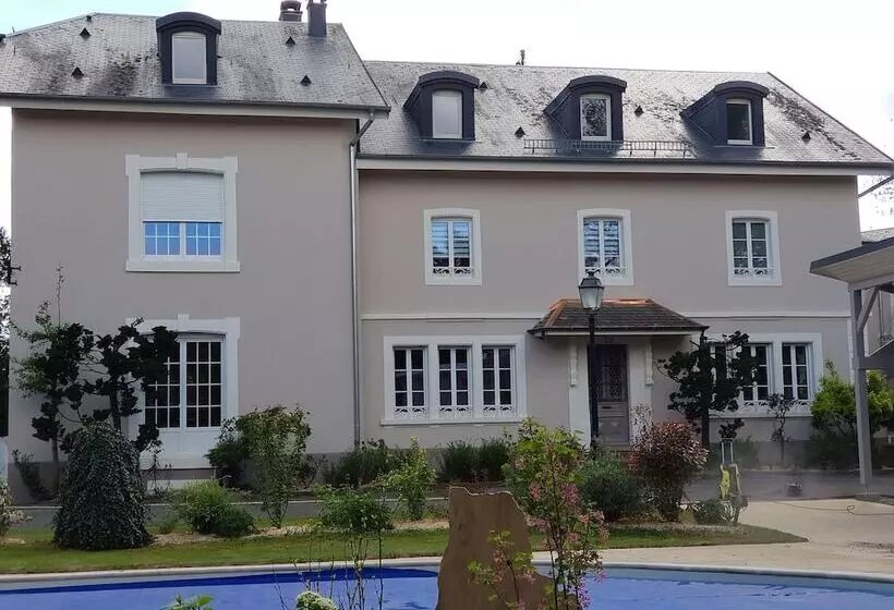 Aamiaismajoitus (B&B) La Roseraie