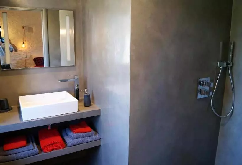 Aamiaismajoitus (B&B) Le Mas De Colongene