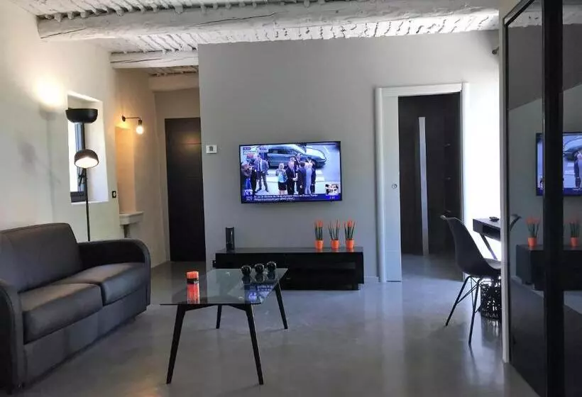 Aamiaismajoitus (B&B) Le Mas De Colongene