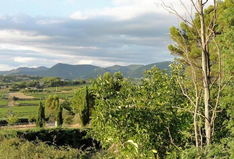 مبيت وإفطار Le Mas De Colongene