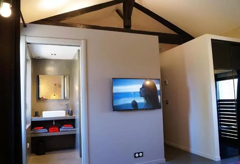 Aamiaismajoitus (B&B) Le Mas De Colongene