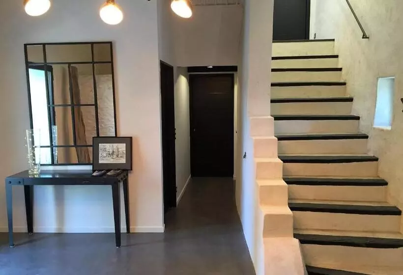 Aamiaismajoitus (B&B) Le Mas De Colongene