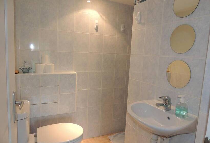 مبيت وإفطار Les Conches, Chambres D Hôtes Et Gite