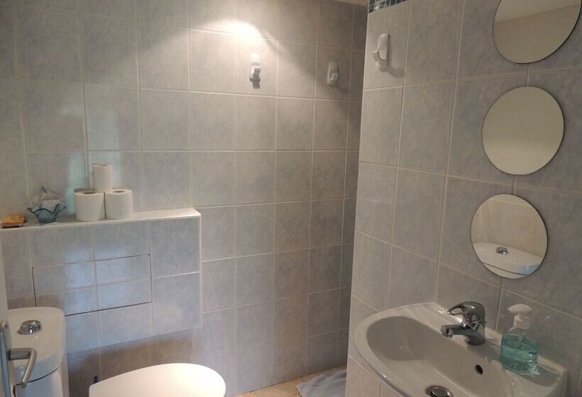 مبيت وإفطار Les Conches, Chambres D Hôtes Et Gite