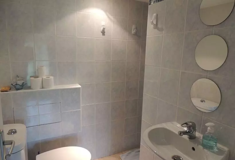 Aamiaismajoitus (B&B) Les Conches, Chambres D Hôtes Et Gite