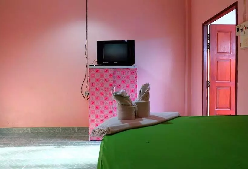 هتل Buddy Inn