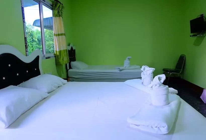 هتل Buddy Inn