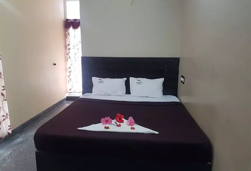 Hotelli Dolphin Resort