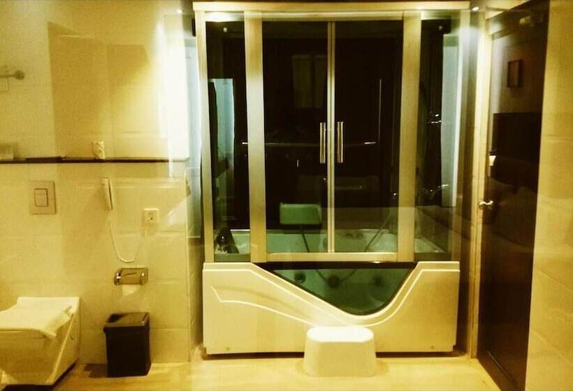 בית מלון כפרי Gokulam Park Munnar