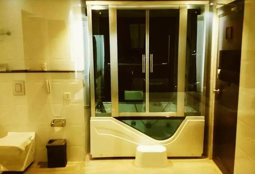 Hotelli Gokulam Park Munnar