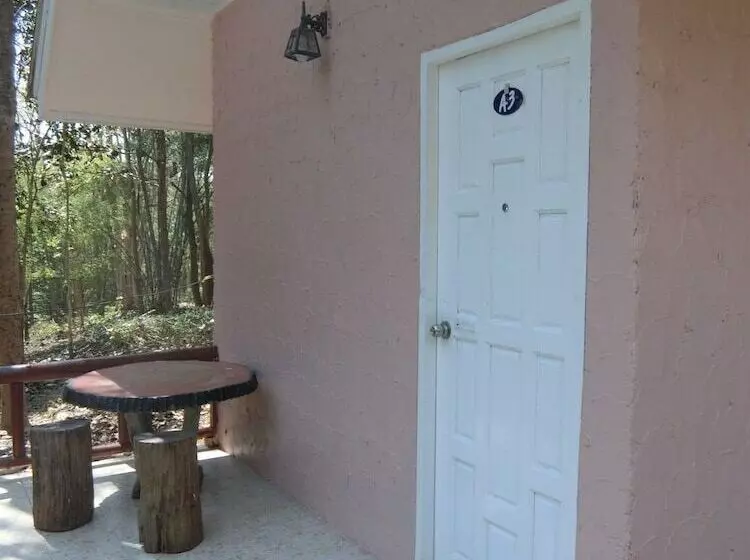 Hotelli Kiangphu Resort