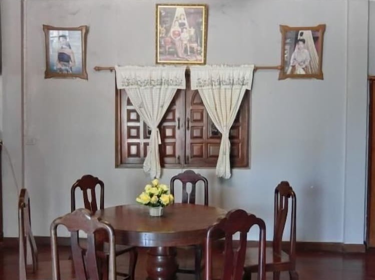 ホテル Kiangphu Resort