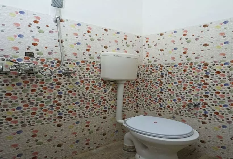 هتل Kiran By Oyo Rooms