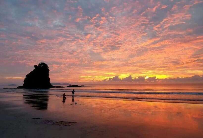 فندق Lazuli Resort