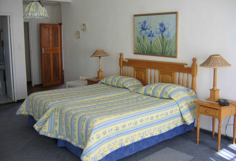 酒店 Oaks Lifestyle Farm & Holiday Resort