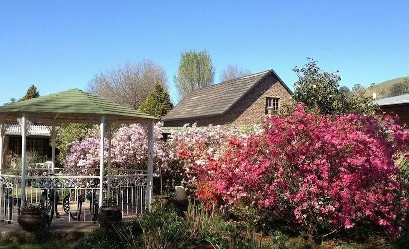 Hotelli Oaks Lifestyle Farm & Holiday Resort