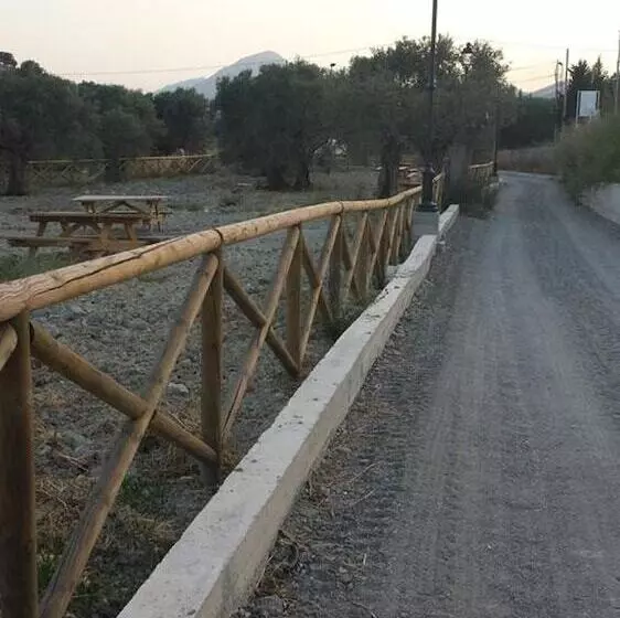 田舎風ホテル Agriturismo Donna Beatrice