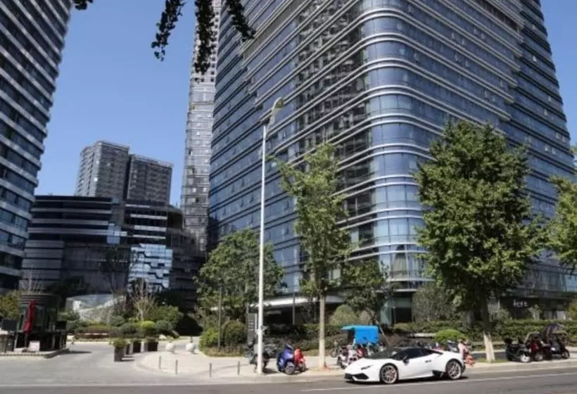 ホテル Suzhou Hupan Four Seasons Apartment