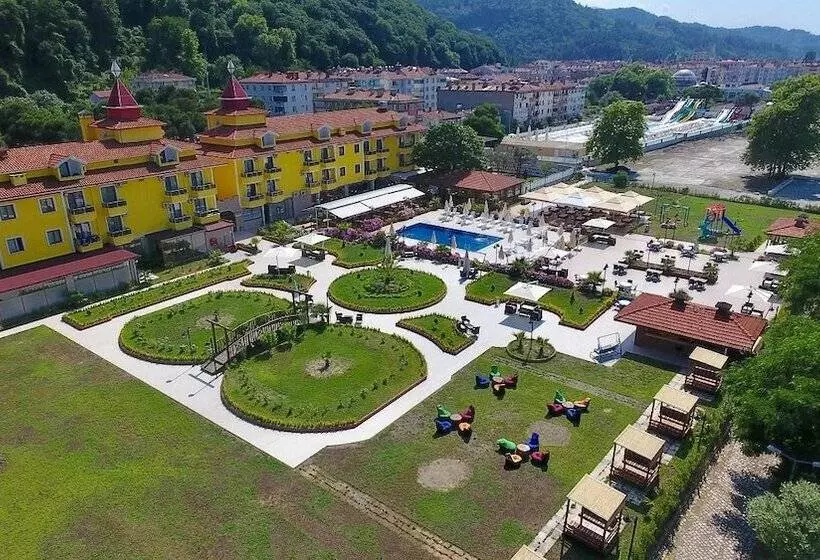 ホテル Tatilya Resort