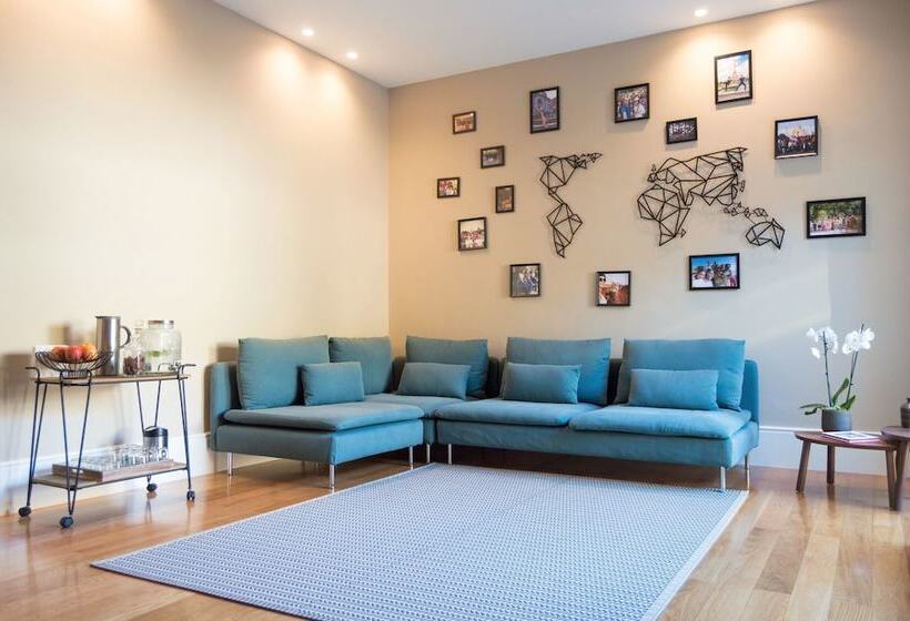 پانسیون Grow  Casa Parque Da Cidade