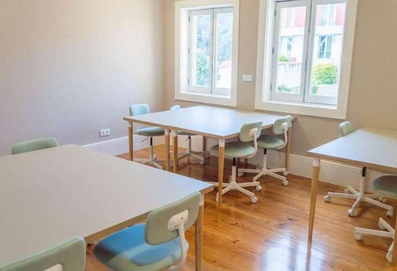 پانسیون Grow  Casa Parque Da Cidade