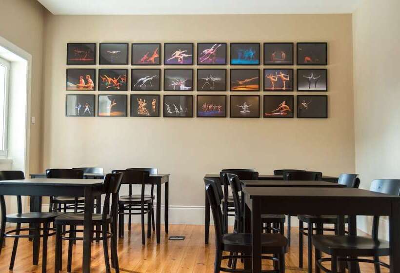 پانسیون Grow  Casa Parque Da Cidade