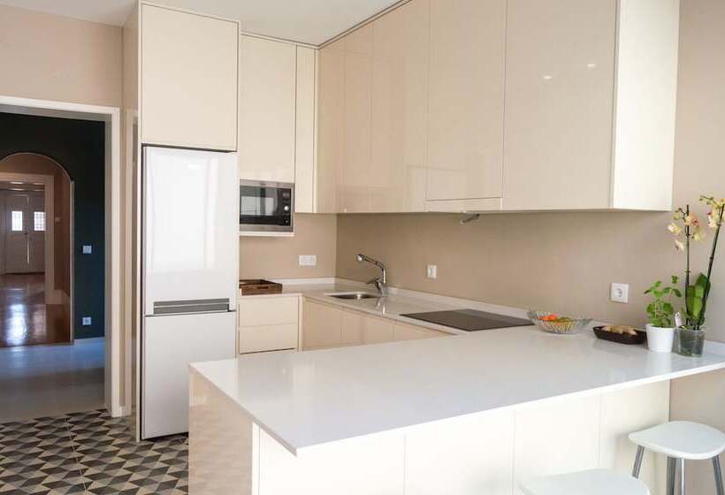 پانسیون Grow  Casa Parque Da Cidade