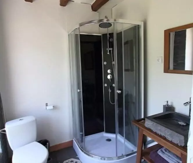 Majatalo Domaine Du Moulin Neuf