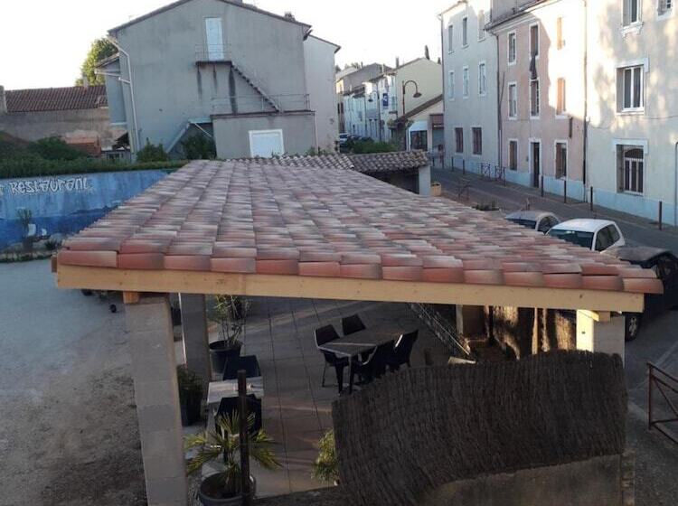 ペンション Le Café Des Fleurs Chambres D Hôtes