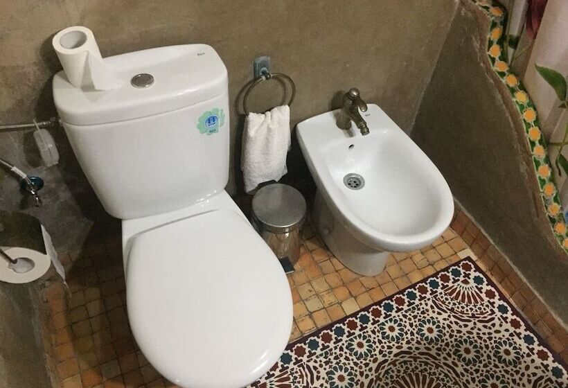 بنسيون Maison D'hôtes Akchour